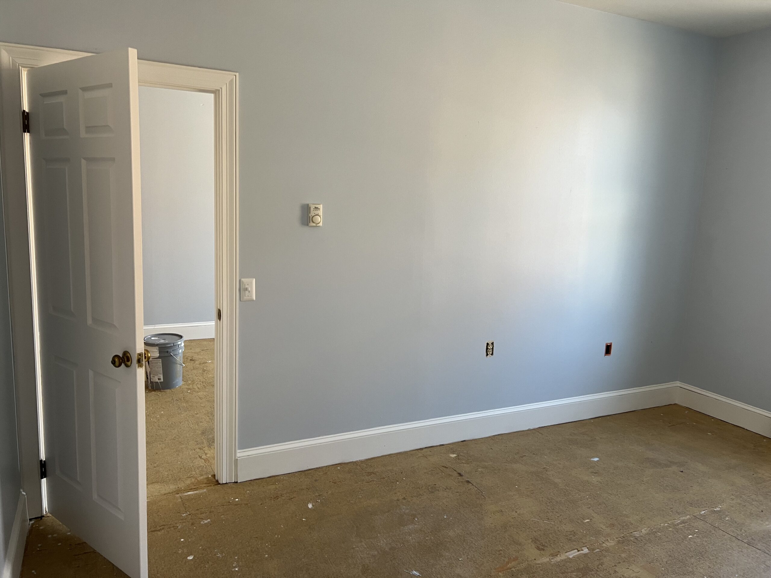 five-star-clean-residential-painting-central-pa Show the transformation of a space before and after cleaning. This visual would help potential customers see the quality of your work.